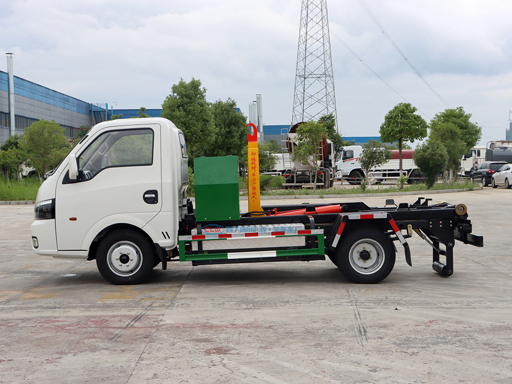 CL5040ZXXBEV東風(fēng)純電動(dòng)勾臂垃圾車