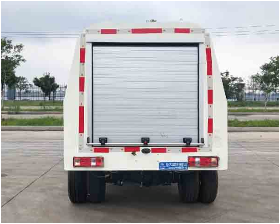 CL5030TYHBEV東風(fēng)純電動路面養(yǎng)護(hù)車